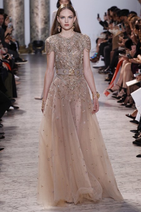 Elie Saab suknelė