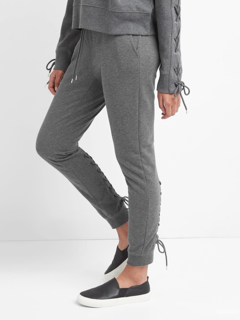 Jogger kelnės iš „Gap“