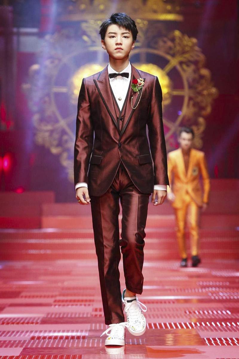D&G kostiumas
