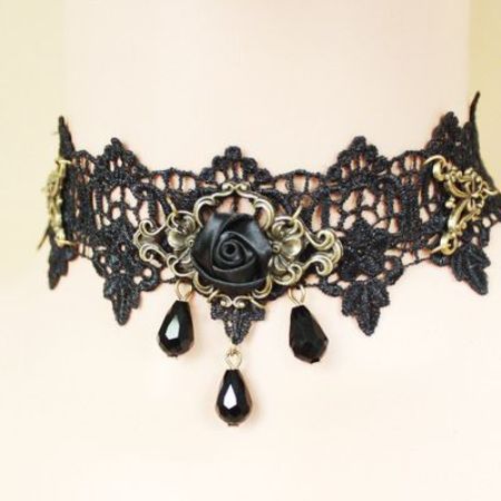 Accesoriu gotic