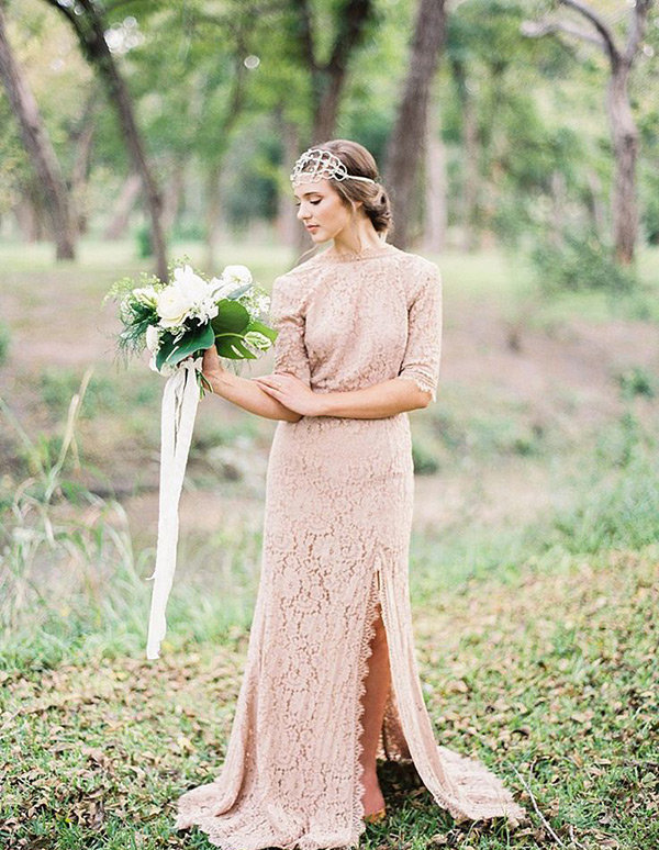 Subtili boho stiliaus suknelė