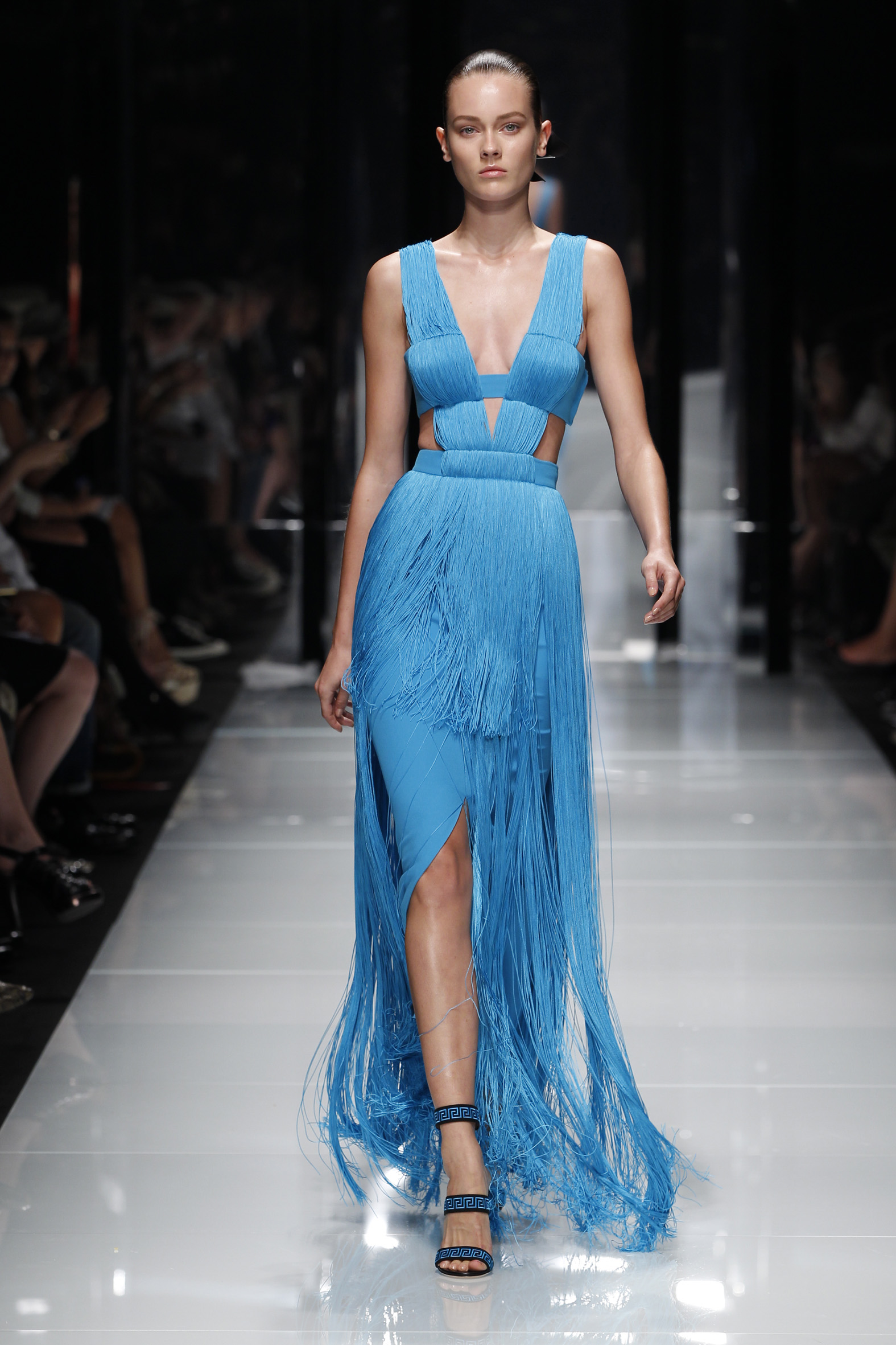 Versace modelis