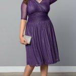 vakarinė violetinė suknelė plius dydžio